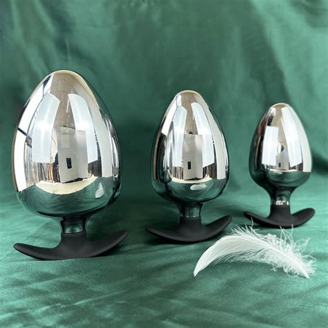Luxury Metal Anal Plug .
